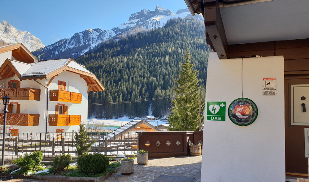 Defibrillatore Medicasl Cassa Rurale Dolomiti di Fassa Primierio e Belluno