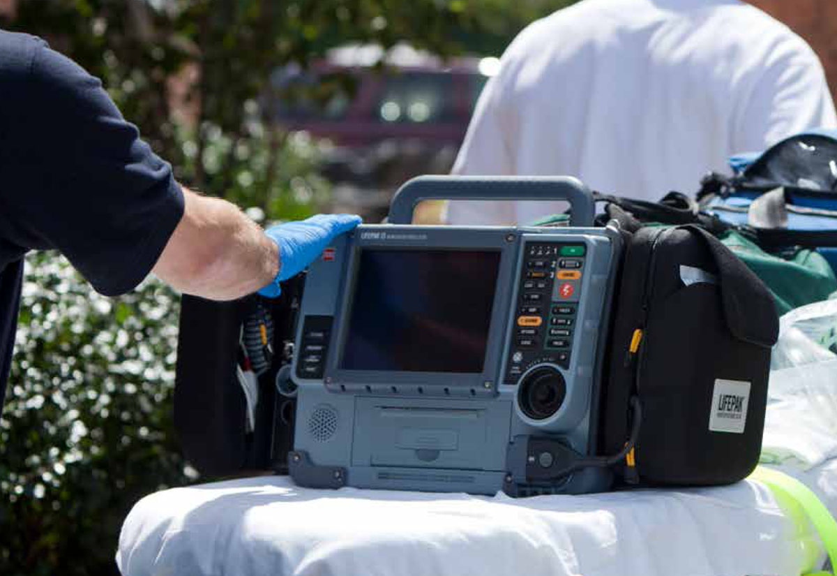 Defibrillatore Lifepak 15